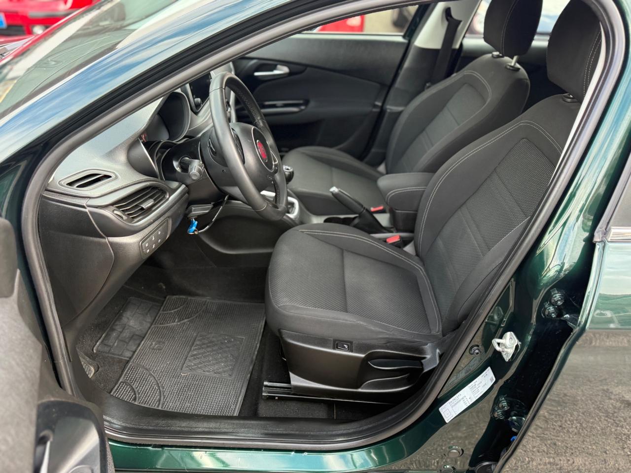 Fiat Tipo 1.4 T-Jet 120CV SW Lounge GPL