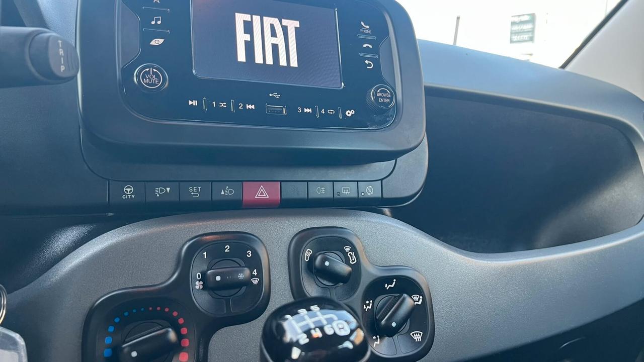 Fiat Panda 1.0 FireFly S&S Hybrid City Life 5 POSTI