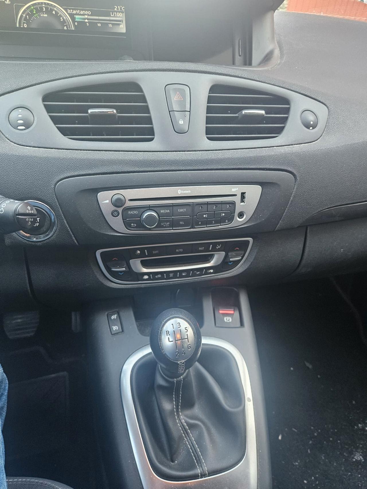 Renault Scénic 1.5 dCi 110CV ganciotraino perfetta e garantita