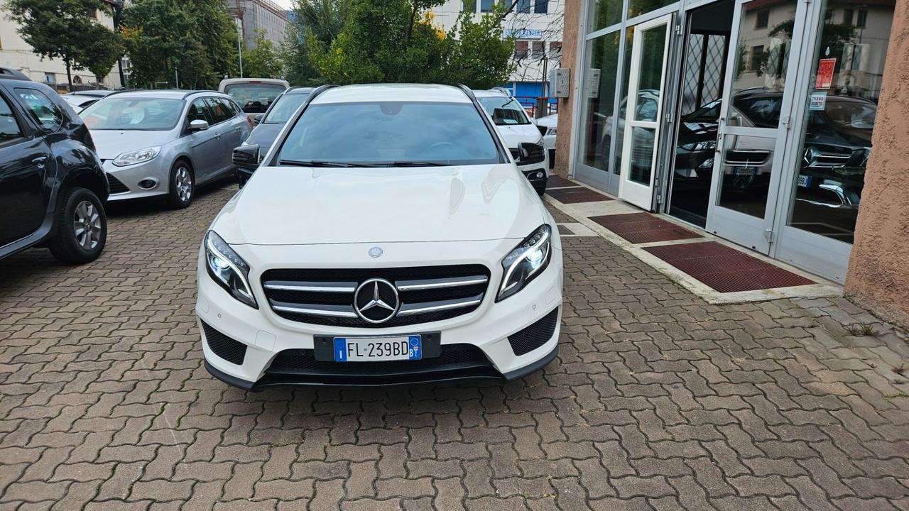 Mercedes-benz GLA 200 GLA 200 d Premium AMG 4matic NEOPATENTATI-CERCHI 19 NERI-CAMERA