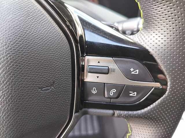 Peugeot 308 Plug-in Hybrid 225 e-EAT8 GT