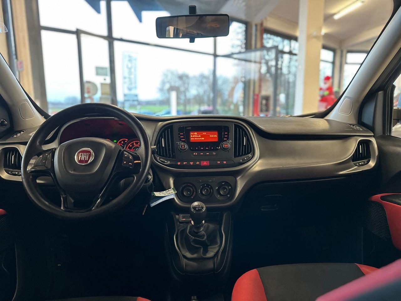 Fiat Doblò 1.6 MJT 7P 120CV Lounge 06/2017 Euro 6B