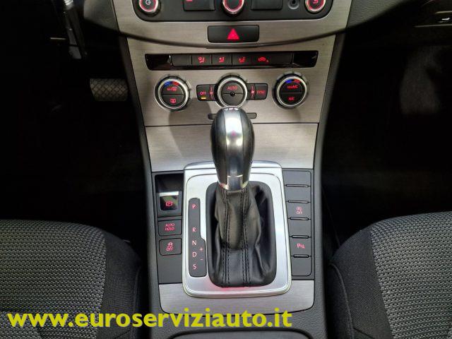 VOLKSWAGEN Passat VARIANT. 1.6 TDI DSG Comfortline
