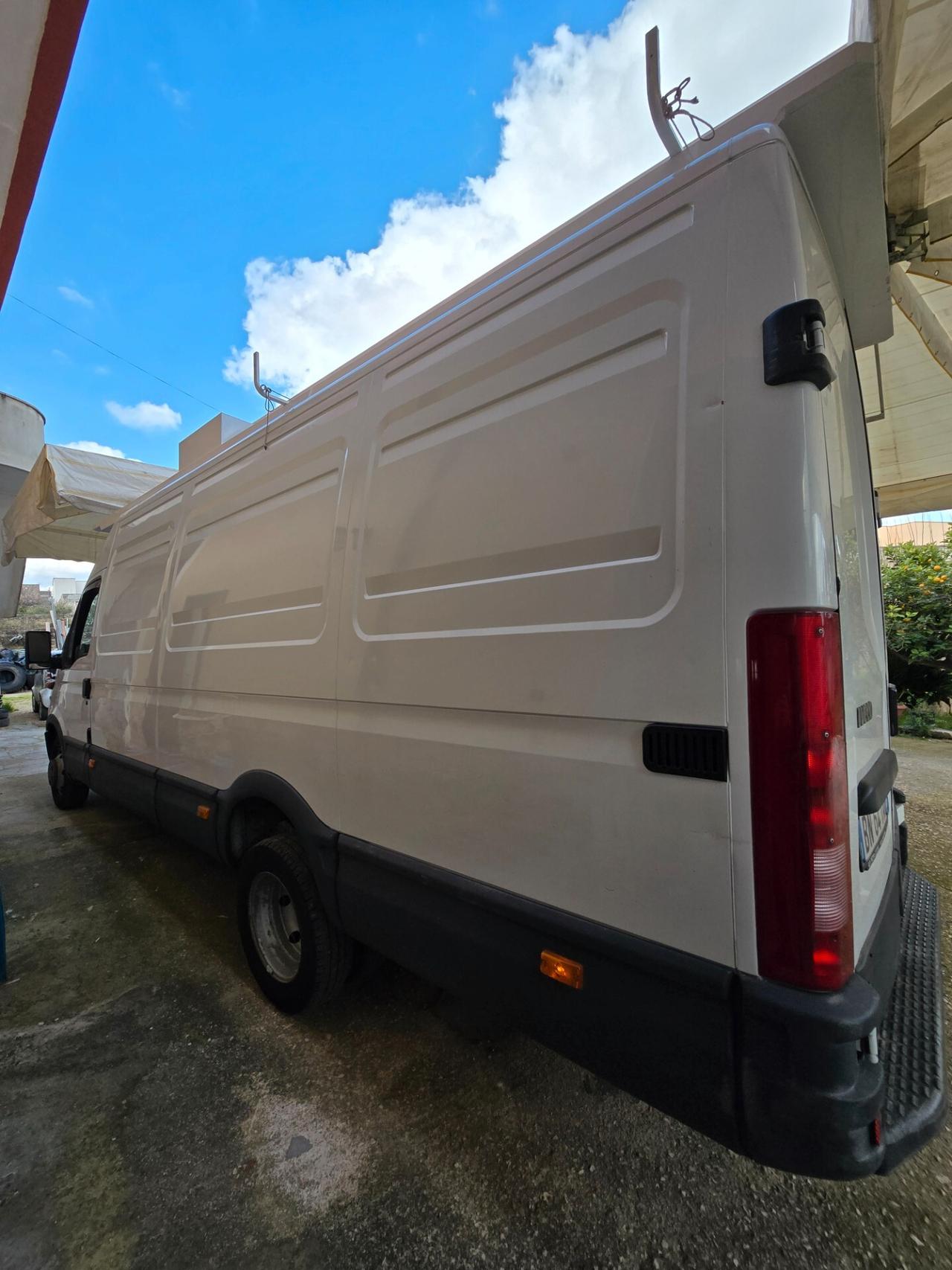 Iveco Daily 2800cc