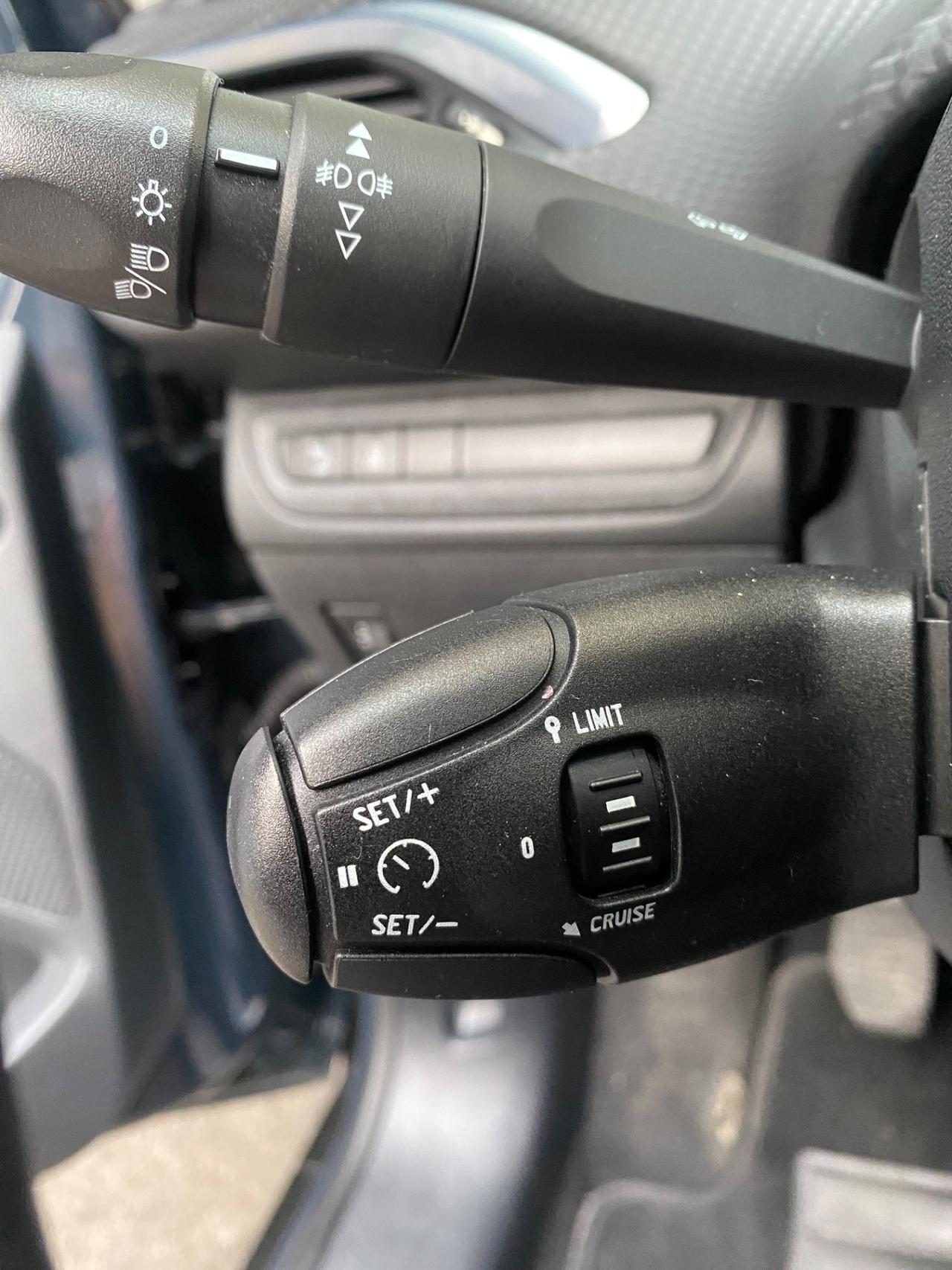 Peugeot 2008 1.6 BlueHDi 75cv Active-PERFETTA