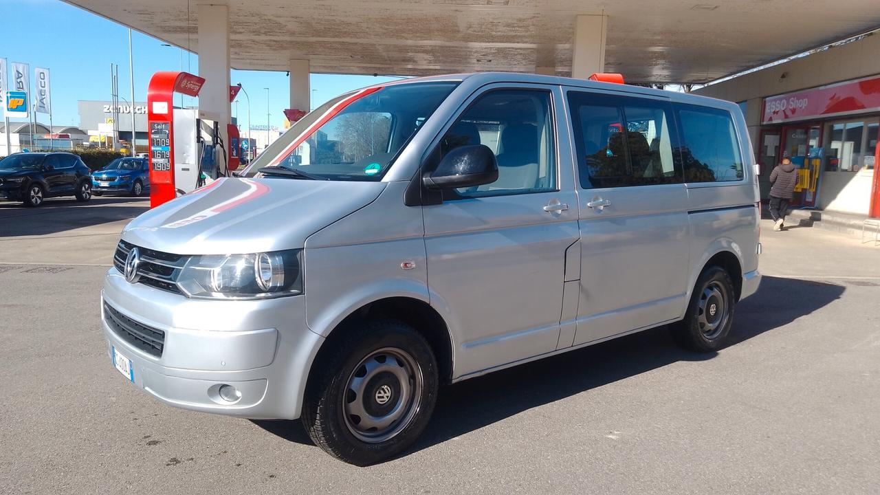 Volkswagen Caravelle TDI 9 POSTI 2011 E5