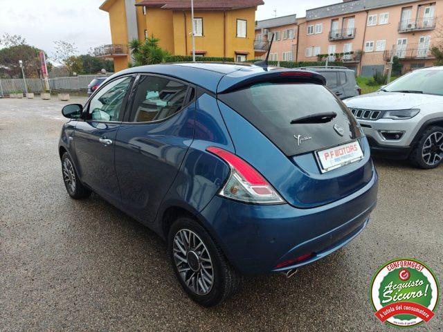 LANCIA Ypsilon 1.0 FireFly 5 porte S&S Hybrid Ecochic Gold