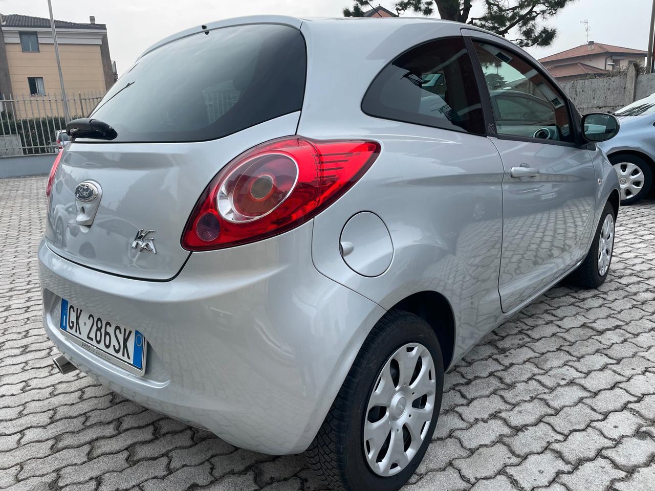 Ford Ka Ford Ka/Ka Ka 1.2 INDIVIDUAL IDONEA NEOPATENTATI