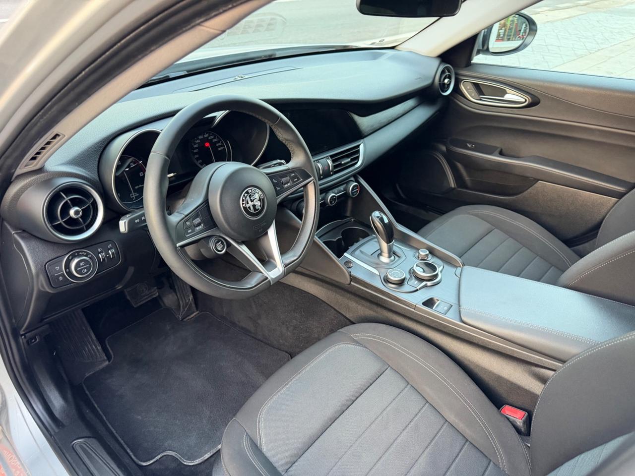 Alfa Romeo Giulia 2.2 Turbodiesel 150 CV AT8 Business