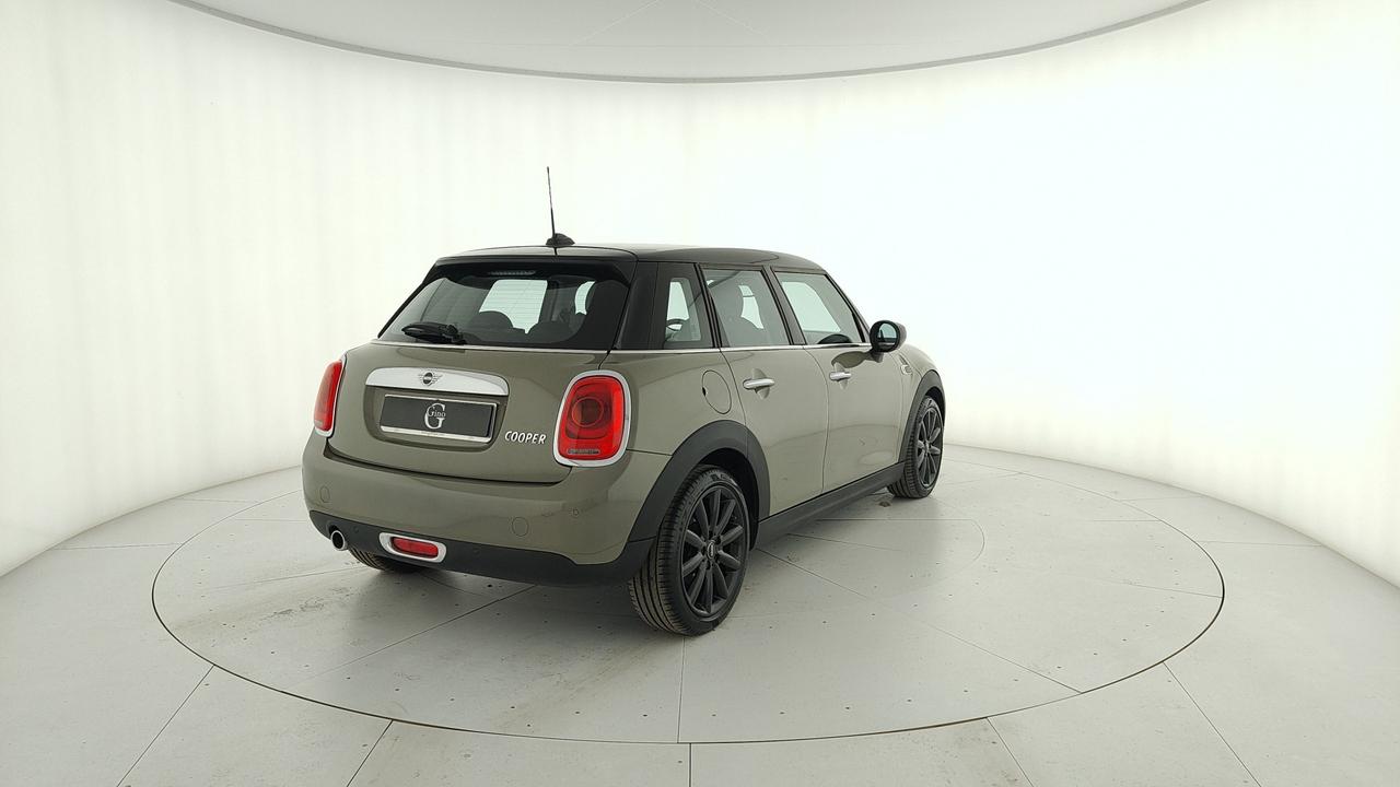 MINI Mini IV F55 2018 5p - Mini 5p 1.5 Cooper Boost auto