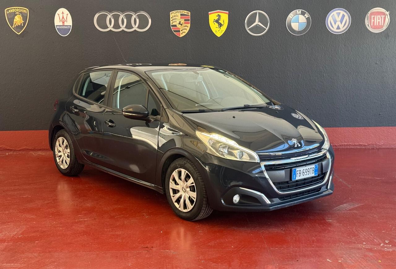 Peugeot 208 BlueHDi 75 5 porte Allure