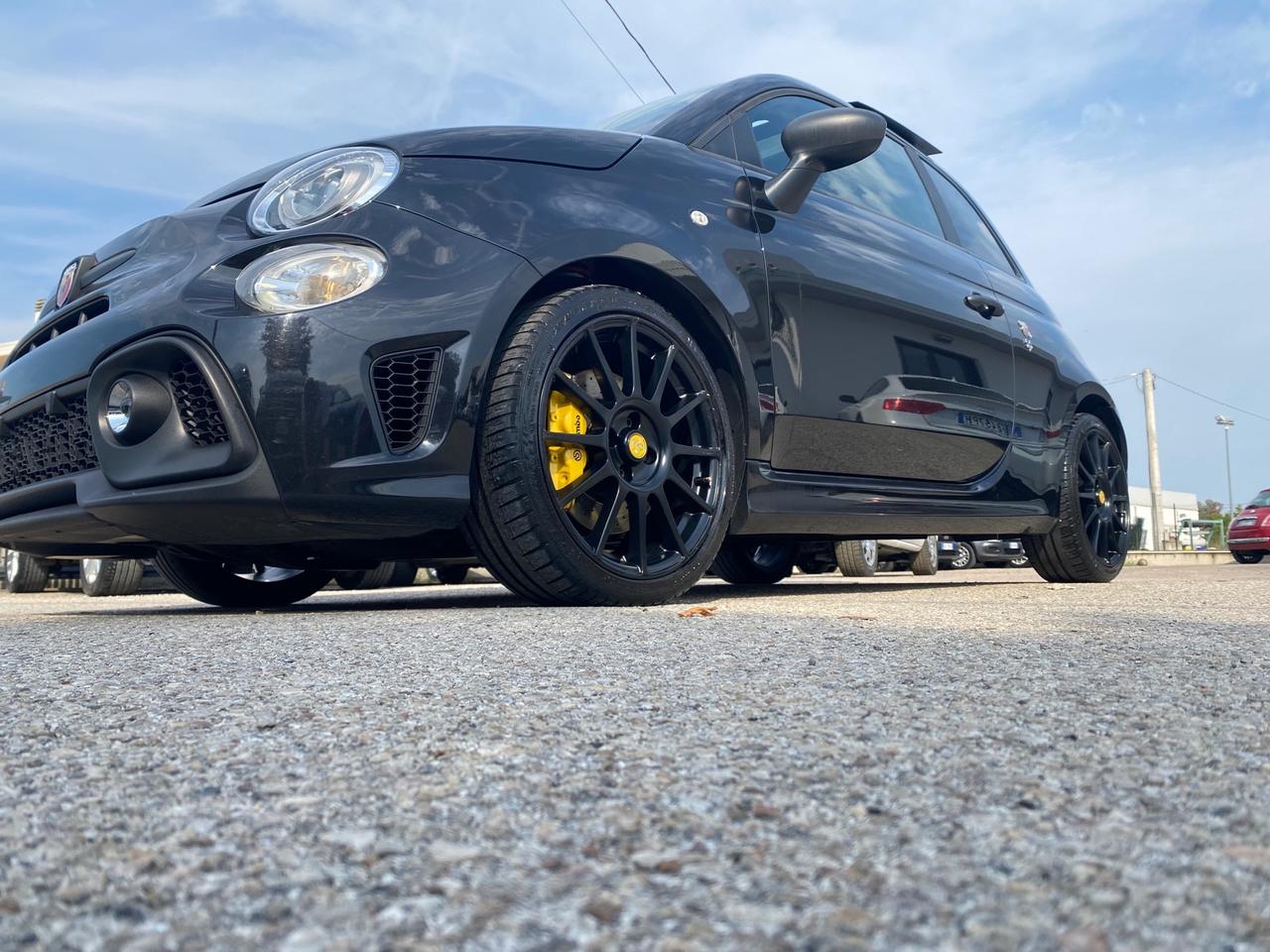 Abarth 595 1.4 Turbo T-Jet 180 CV Competizione