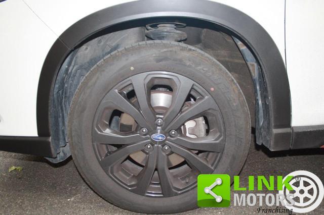 SUBARU Forester 2.0 e-Boxer MHEV CVT Lineartronic 4dventure