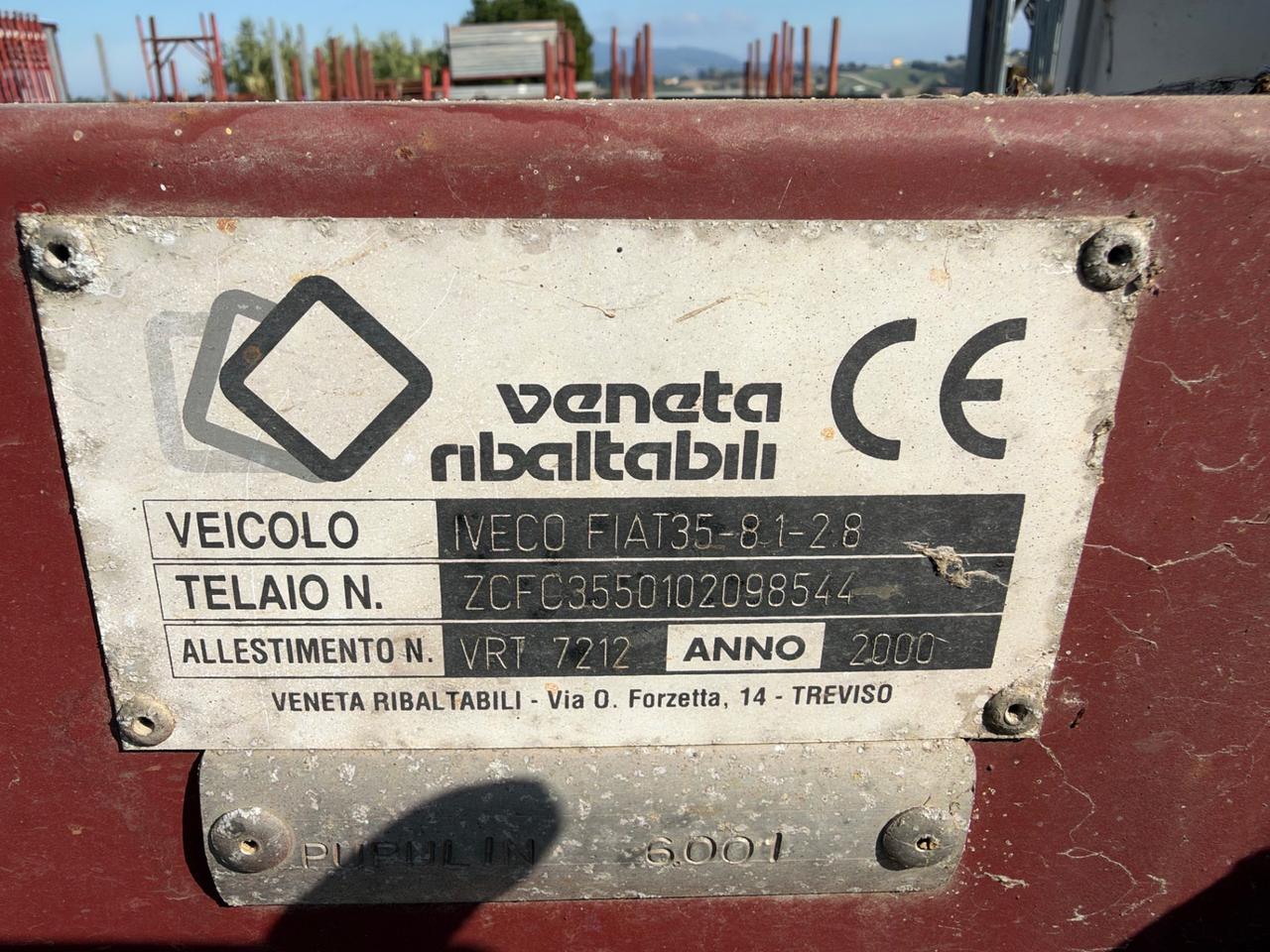 Iveco daily 35-8 cassone ribaltabile patente B