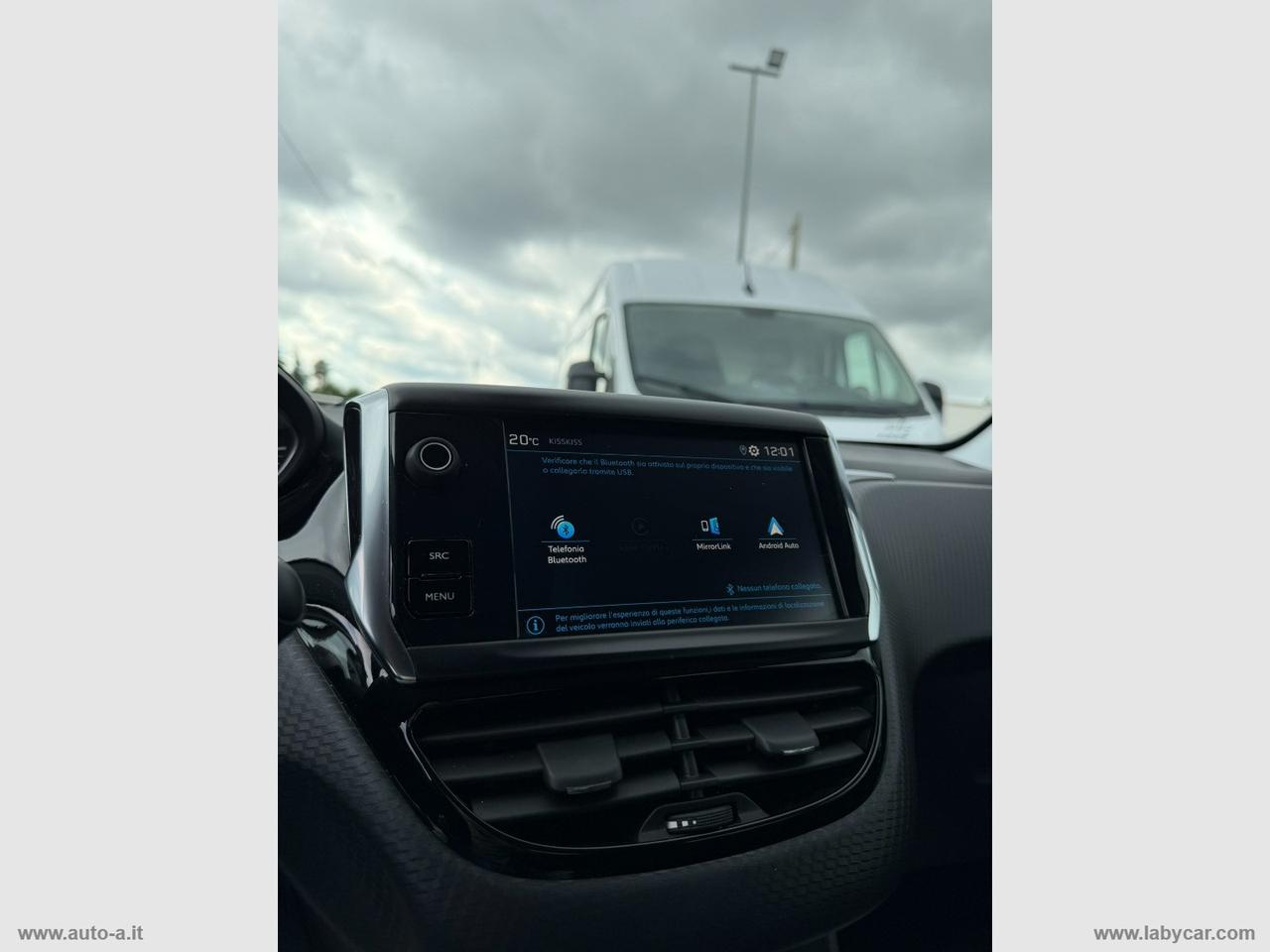 PEUGEOT 208 BlueHDi 100 S&S 5p. Signature