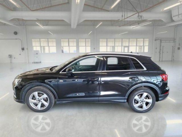 AUDI Q3 35 TDI quattro S tronic Business Advanced