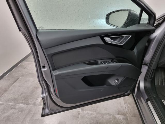 AUDI Q4 e-tron Q4 SPB 40 e-tron BUSINESS ADVANCED