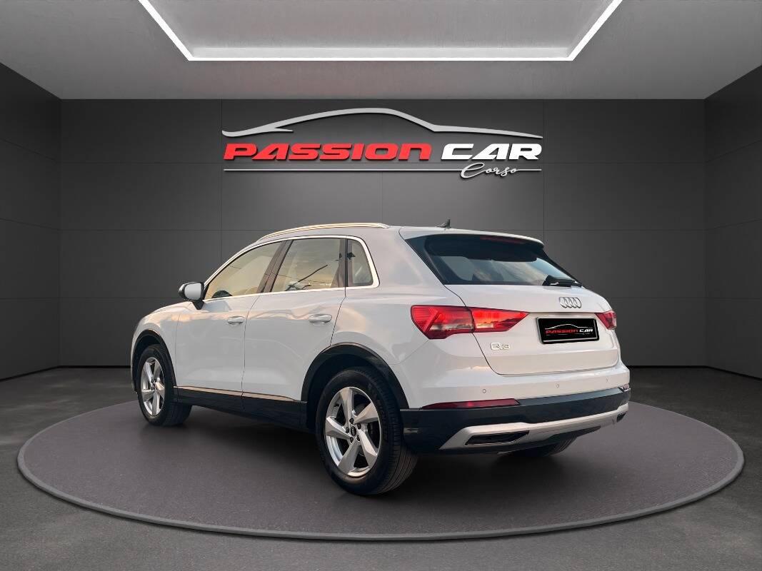 Audi Q3 35 2.0 tdi Business Advanced s-tronic