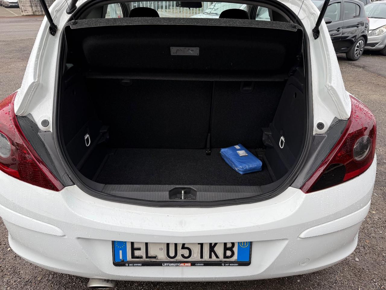 Opel Corsa 1.2 3 porte b-color bianca