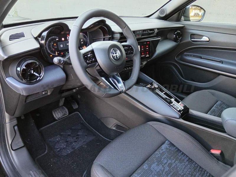 Alfa Romeo Junior Junior 1.2 ibrida 136cv edct6