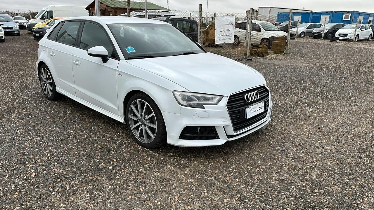 Audi A3 1.0 TFSI S TRONIC ADMIRED