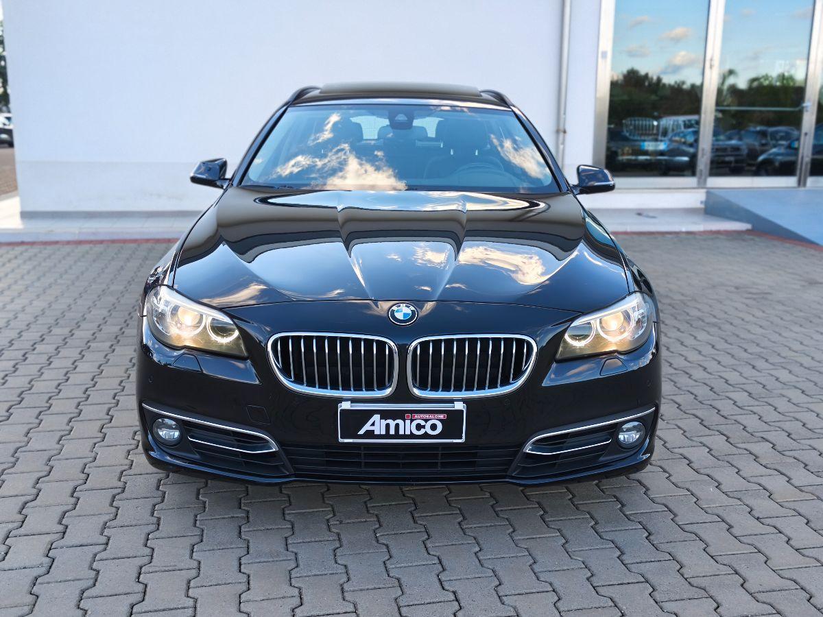 BMW Serie 5 Touring 520d Luxury Pelle Tetto LED