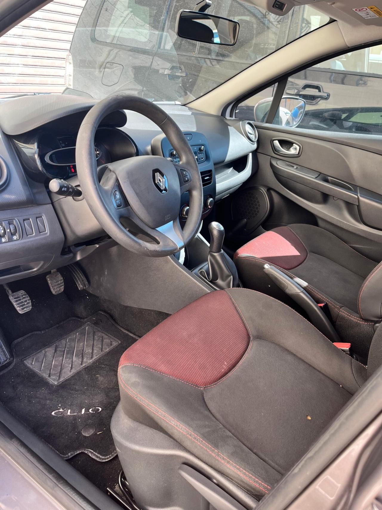 Renault Clio 1.2 75CV 5 porte Life