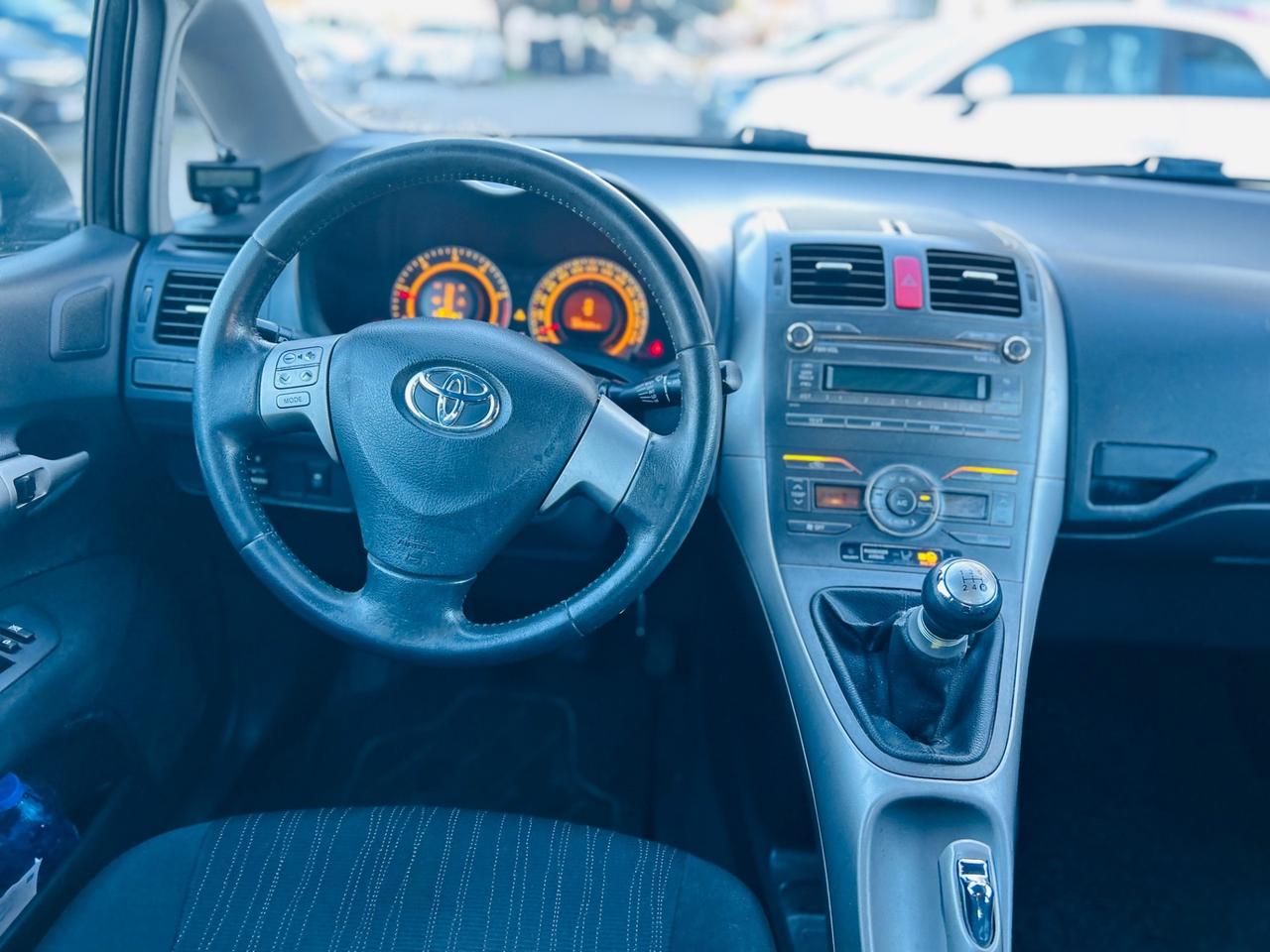 Toyota Auris 1.4 D-4D 5 porte Sol MY'08