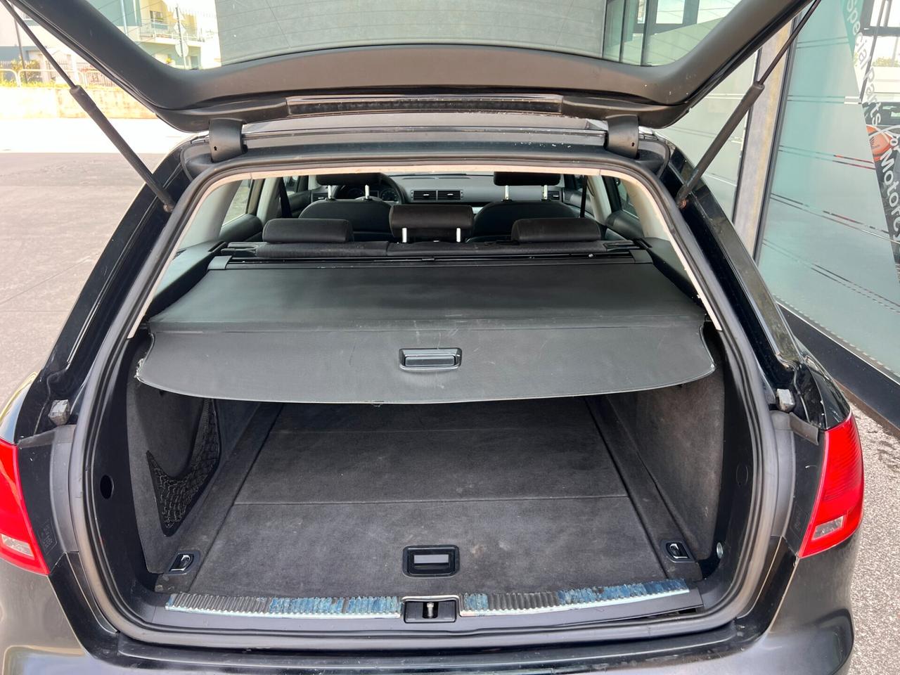 AUDI A4 1.9 TDI 115CV