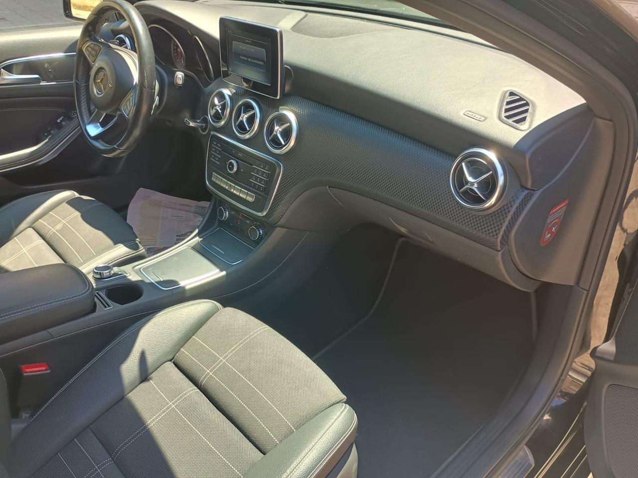Mercedes-benz A 180 A 180 d Automatic Sport