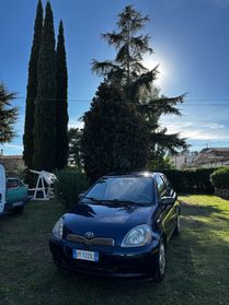 Toyota Yaris 1.0i 16V cat 3 porte Sol