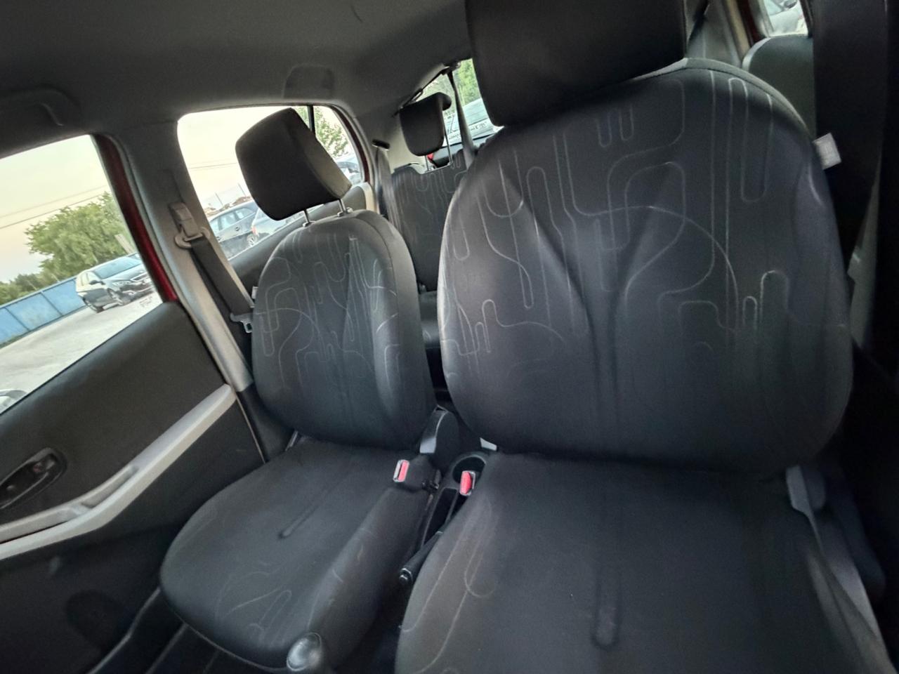 Toyota Yaris 1.0 5 porte