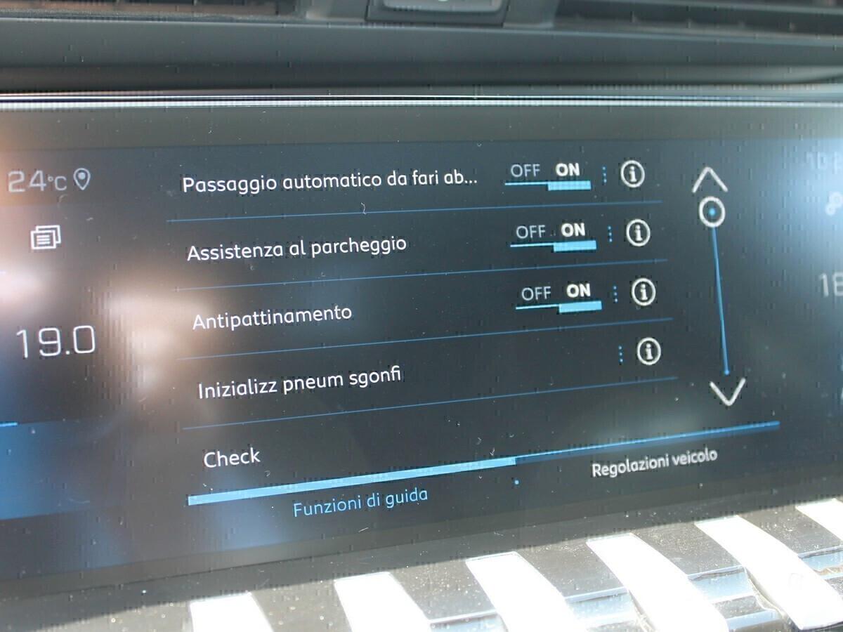 Peugeot 508 SW 1.5bluehdi EAT8 Allure Navi RetroCam IVA DEDUC.