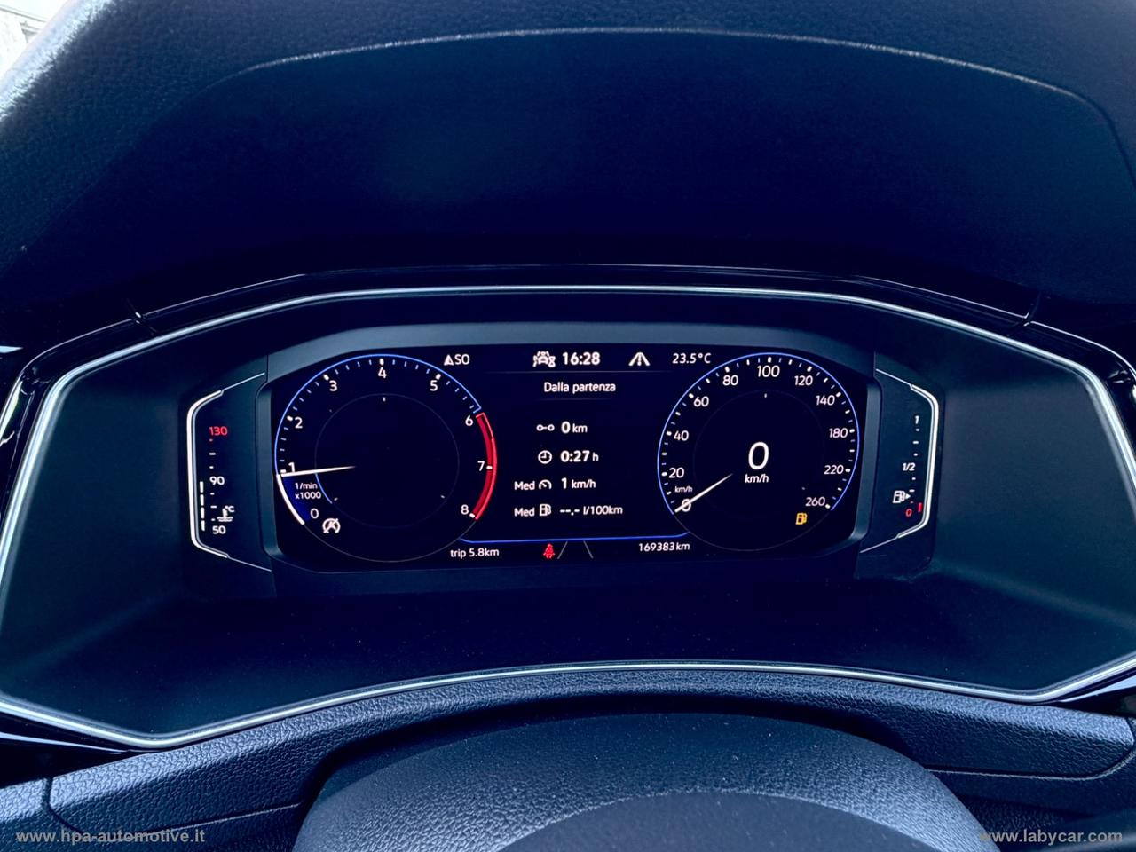 VOLKSWAGEN T-Roc 1.5 TSI 150CV SPORT LED NAVI TETTO RETROCAMERA