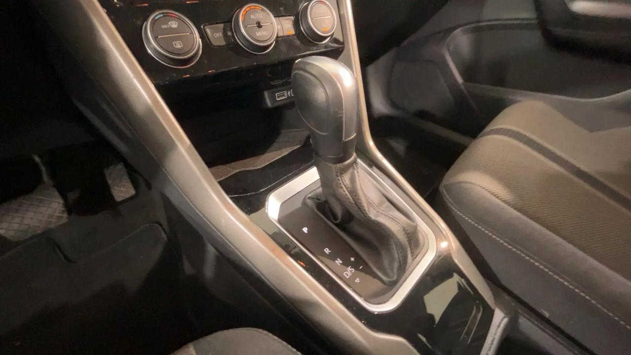 Volkswagen T-Roc 2.0 TDI SCR 150 CV DSG Business BlueMotion Technology