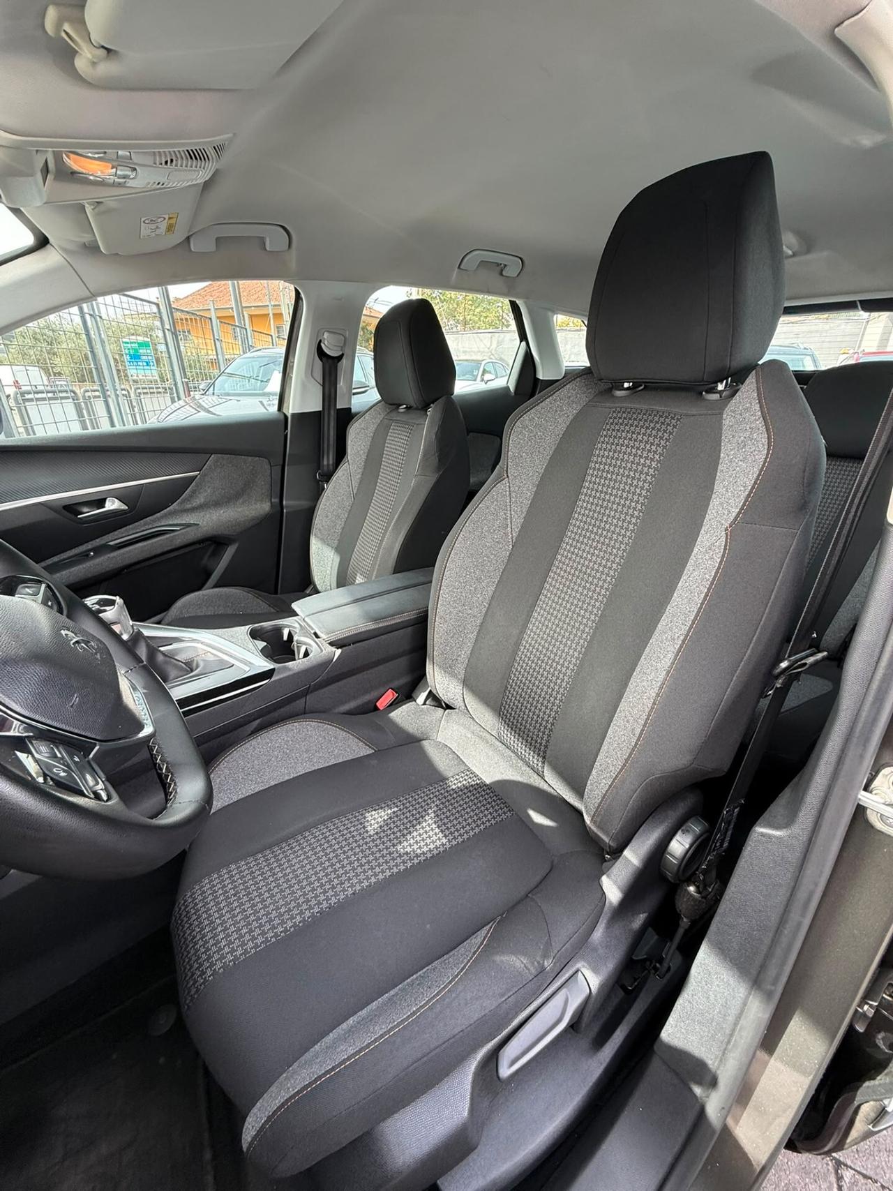 Peugeot 3008 Allure 2019