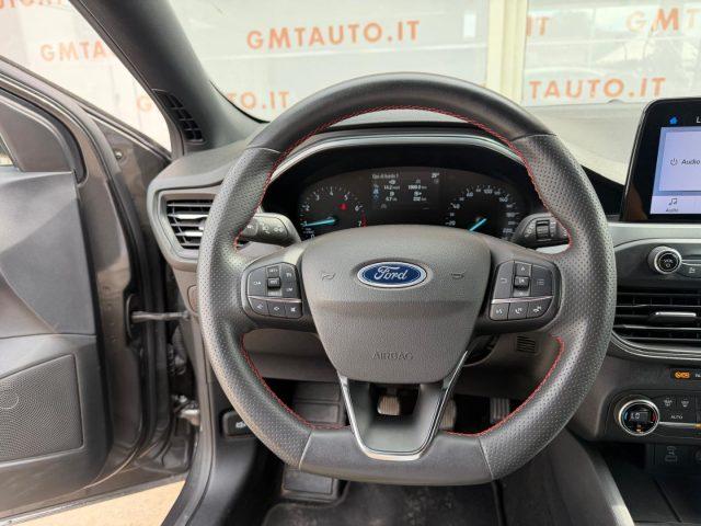 FORD Focus 1.0 ECOBOOST HYBRID 125CV ST-LINE FARI FULL LED