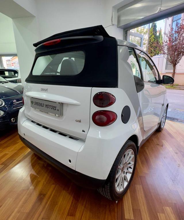 SMART ForTwo 800 33 kW cabrio passion cdi SERVOSTERZO