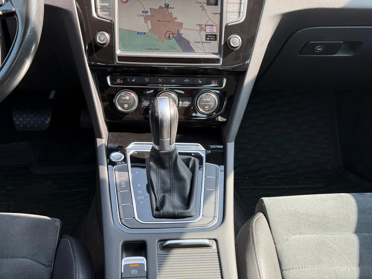 Volkswagen Passat 2.0 TDI SCR DSG Executive BMT