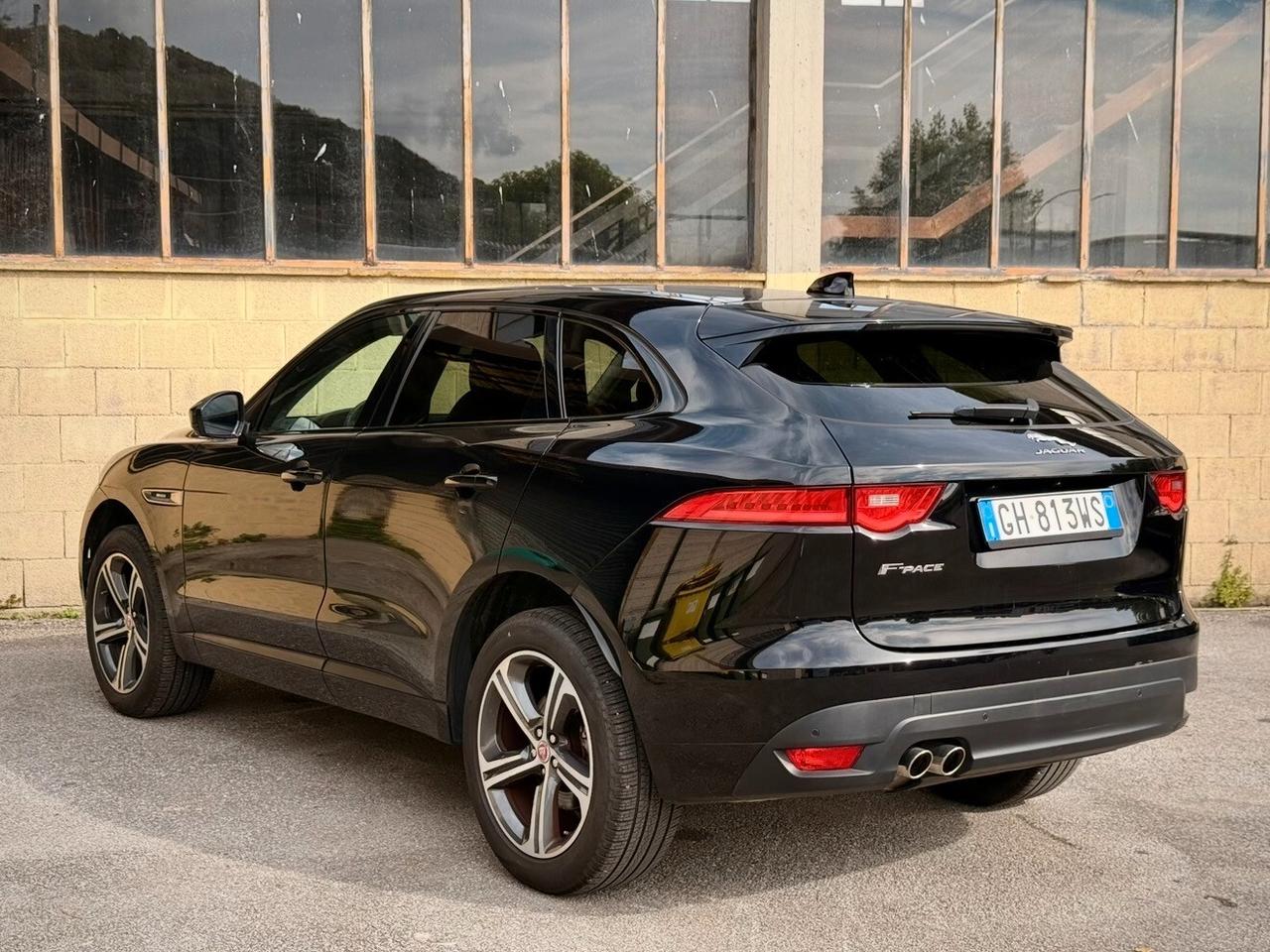Jaguar F-Pace 2.0 D 180 CV AWD aut. Portfolio