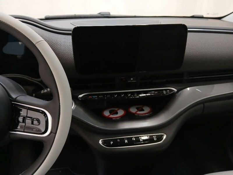FIAT 500 500e 42 kWh La Prima