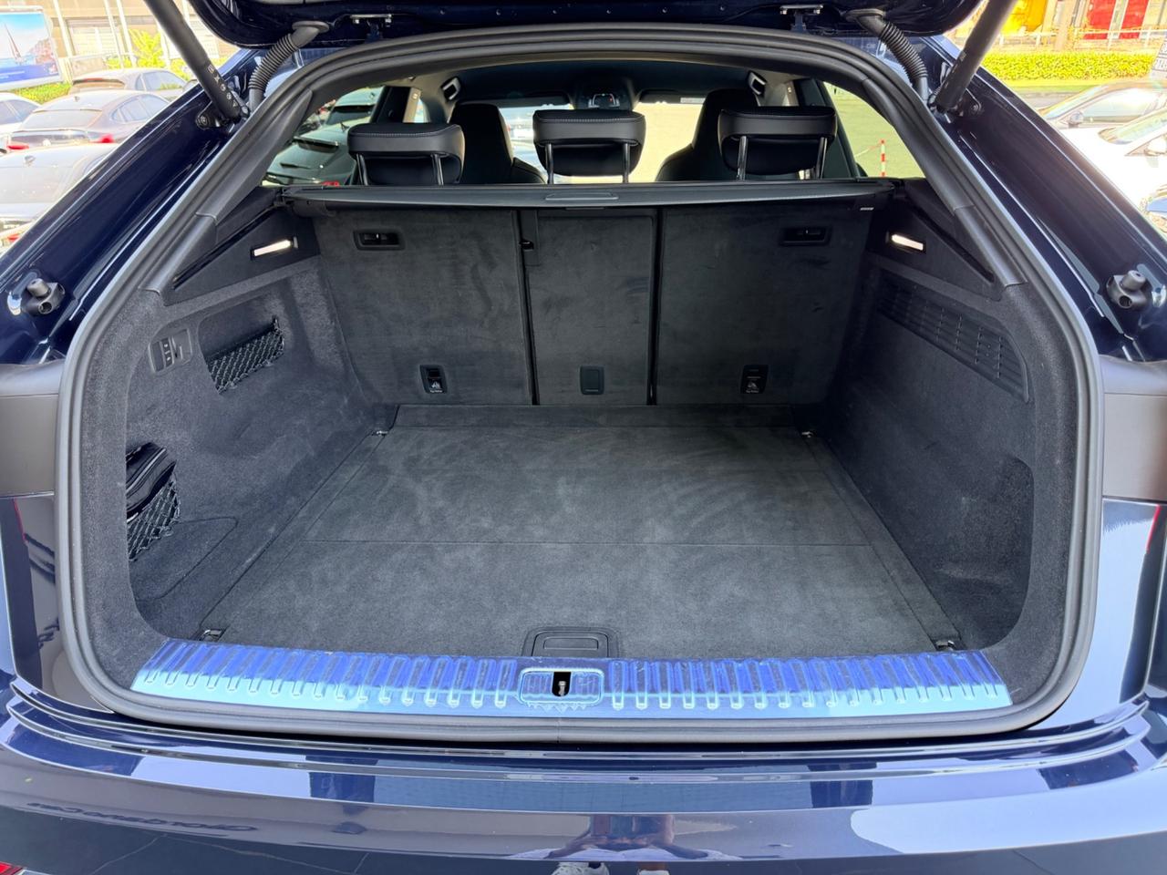 Audi Q8 SUV TDI quattro 210 kW tiptronic S line edition