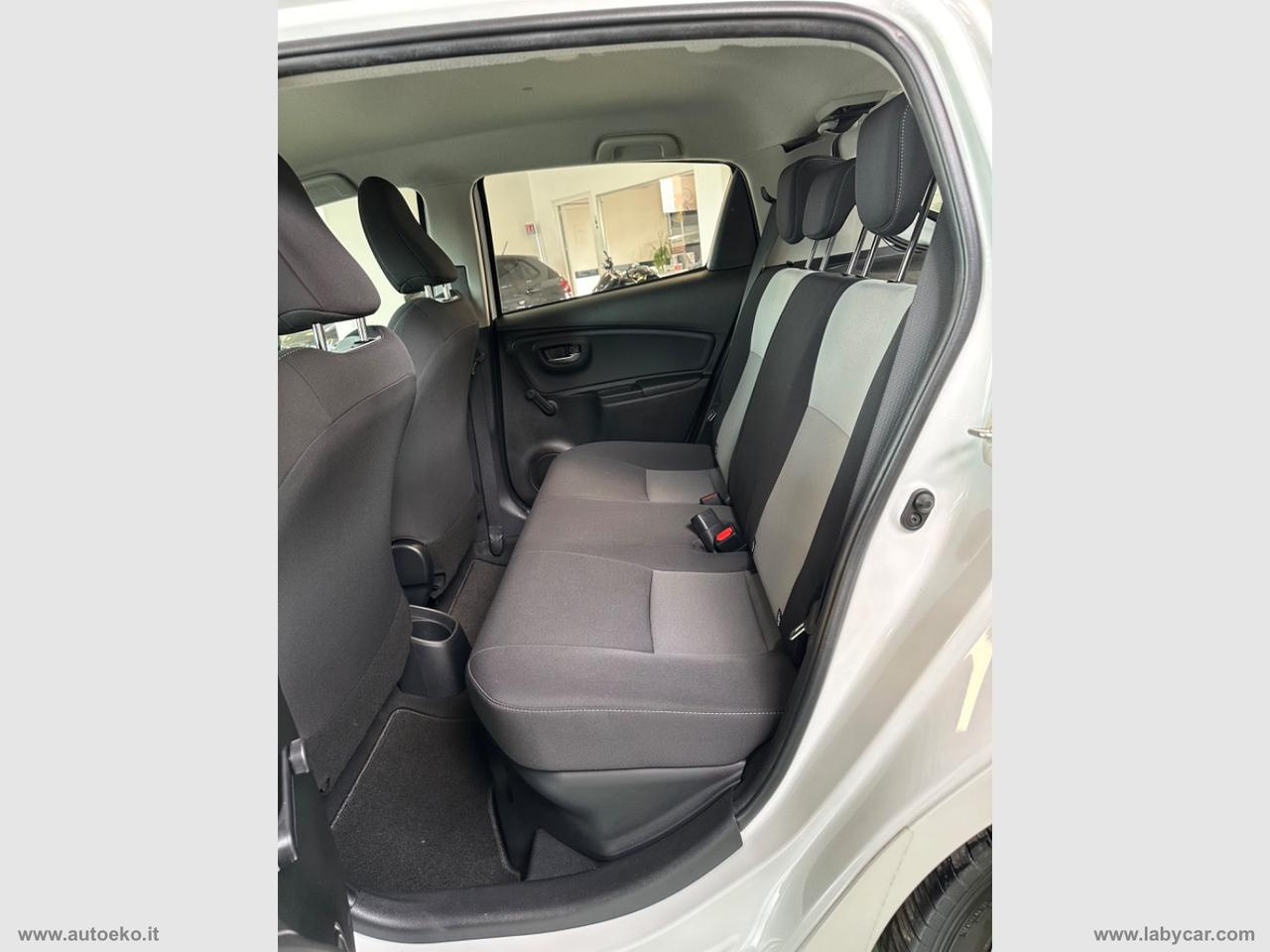 TOYOTA Yaris 1.5 Hybrid 5p. Trend White Ed. DANNI GRANDINE