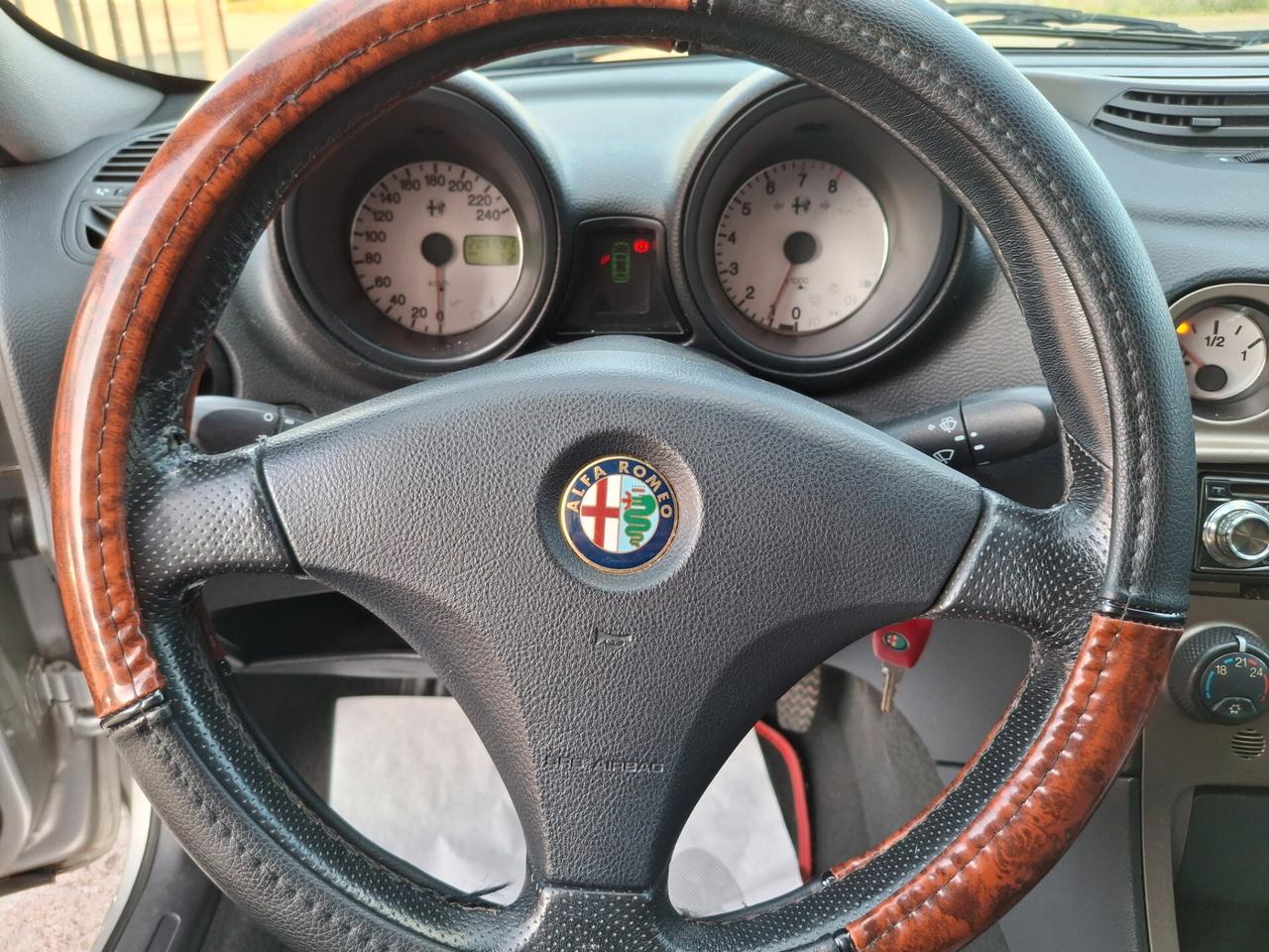 Alfa Romeo 156 1.6i 16V Twin Spark cat