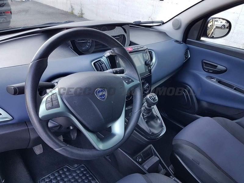 Lancia Ypsilon Ypsilon 1.0 firefly hybrid Platino s&s 70cv