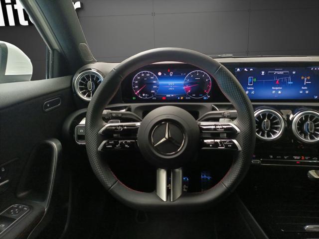 MERCEDES-BENZ A 180 Automatic AMG Line