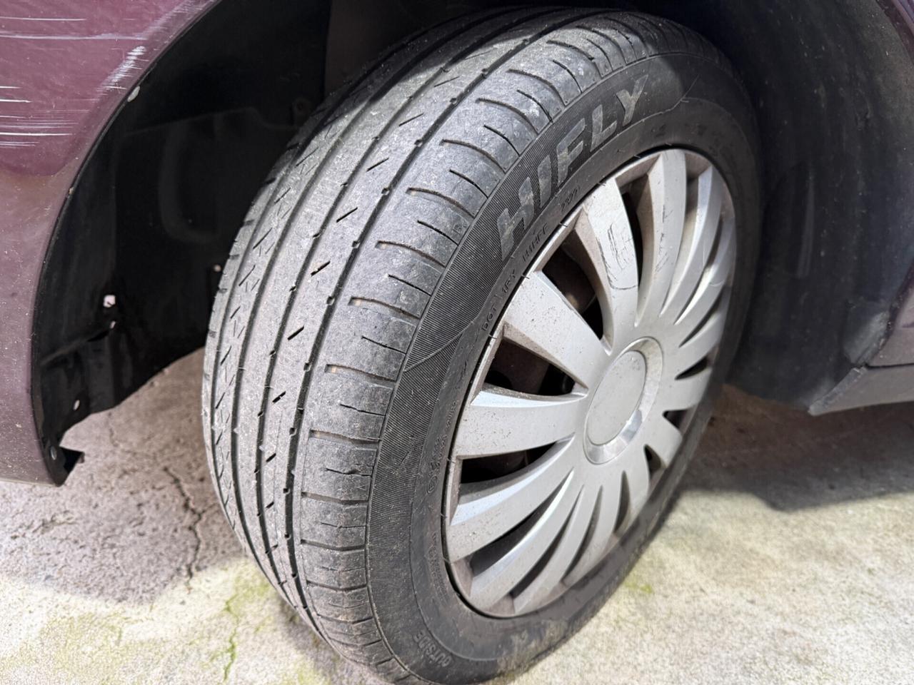 LANCIA YPSILON ECOCHIC 1.4 BENZ-GPL 2033 EURO4