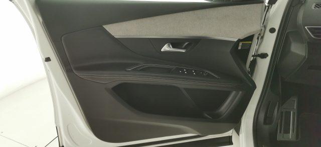 PEUGEOT 3008 BlueHDi 180 S&S EAT8 GT