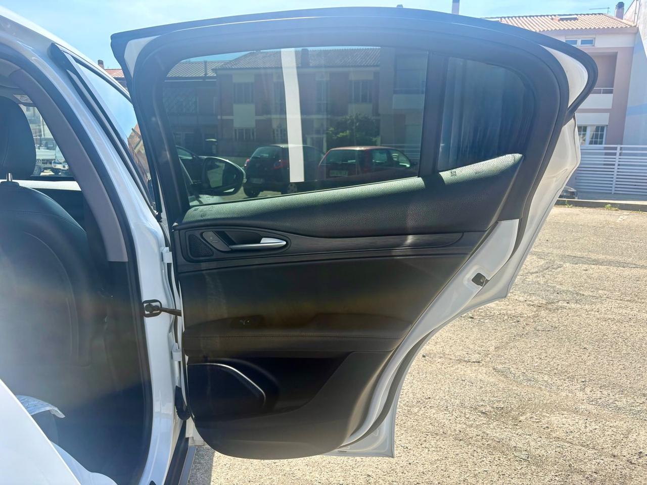 Alfa Romeo Stelvio Executive 2.2 #10521