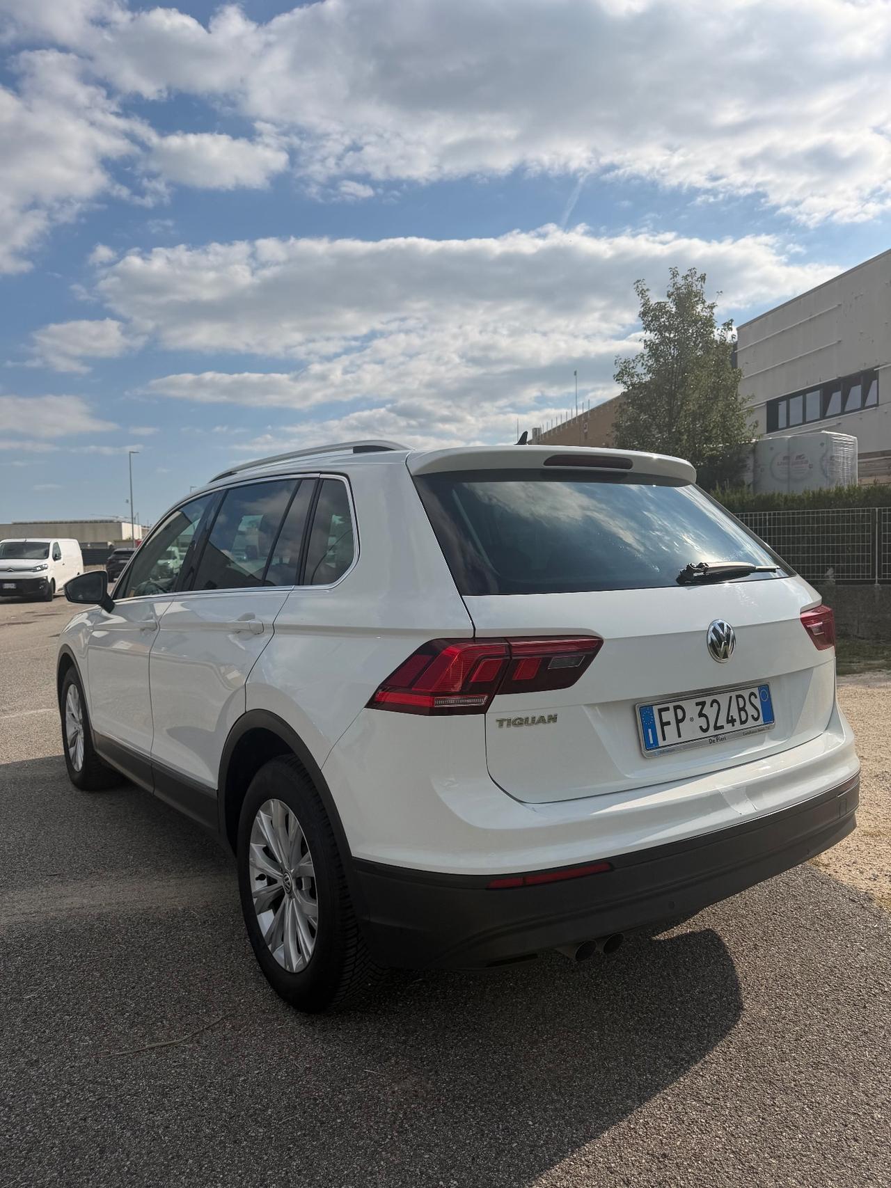 Volkswagen Tiguan 1.6 TDI SCR Urban BlueMotion Technology
